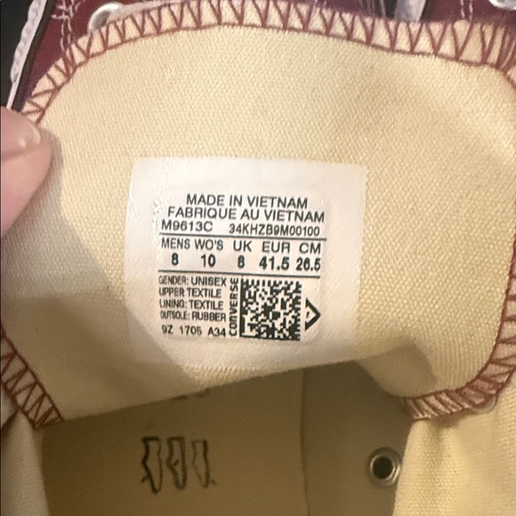 Maroon/Burgundy High-Top Sneakers with White Laces - Picture 4 of 4